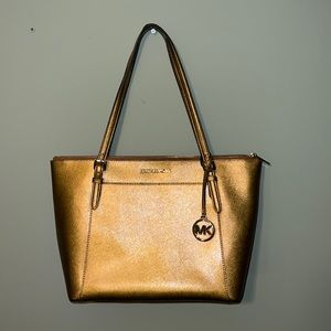 Michael KORS purse NWT